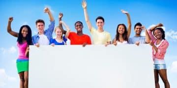 Maximize Your College Experience in 2025: Extracurriculars & Leadership - Cover Image
