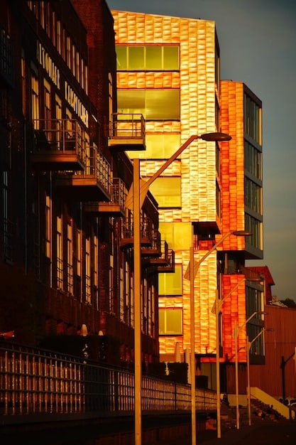 Evaluating REIT Performance in 2025: A Reliable Income Source?
